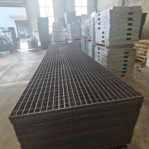 工業平臺鋼格柵方案：高承重與穩定性的完美方案