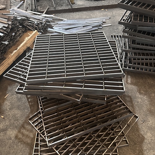 鋼格柵板承載不足怎么辦？換型號還是加固