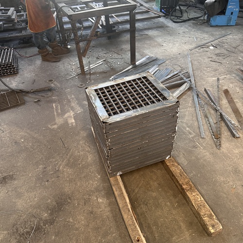 燈火映初心，同心向未來